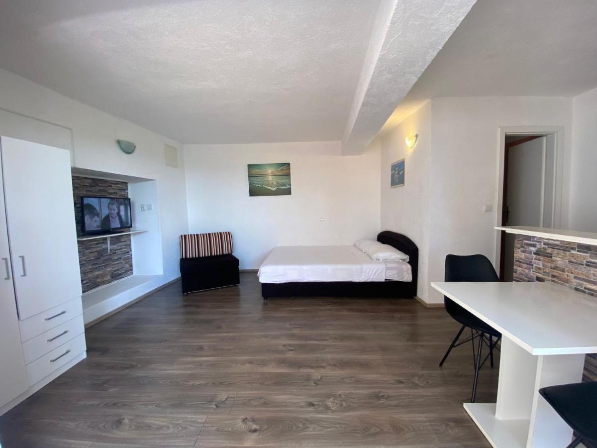Seaside Secluded Apartments Cove Tvrdni Dolac, Hvar - 12655 Gdinj Exterior photo
