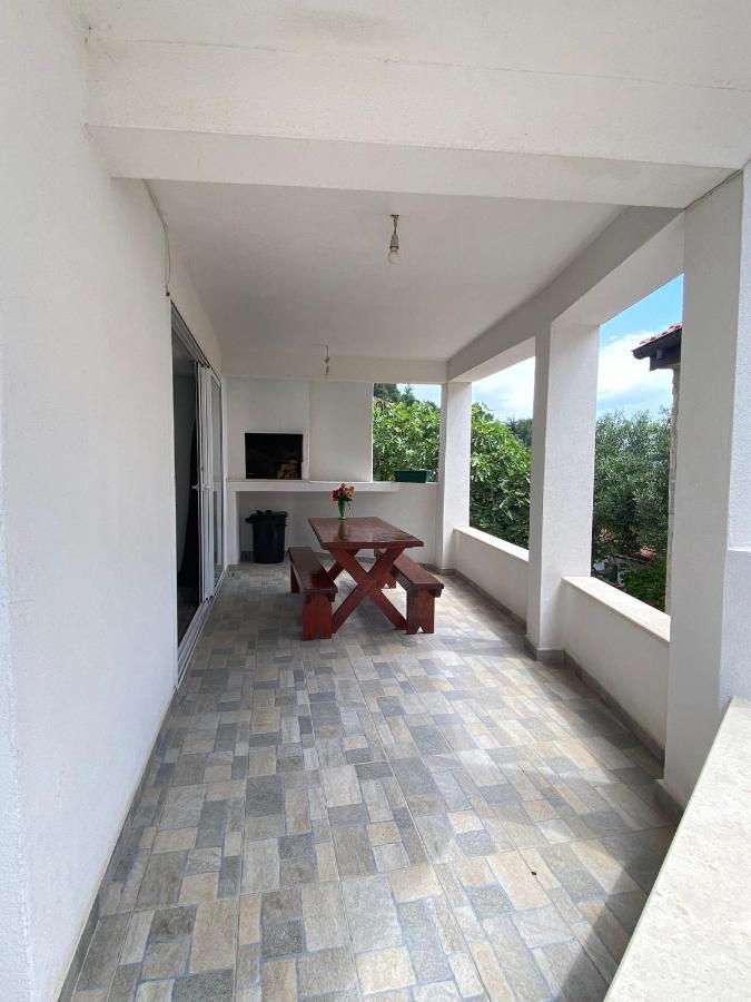 Seaside Secluded Apartments Cove Tvrdni Dolac, Hvar - 12655 Gdinj Exterior photo