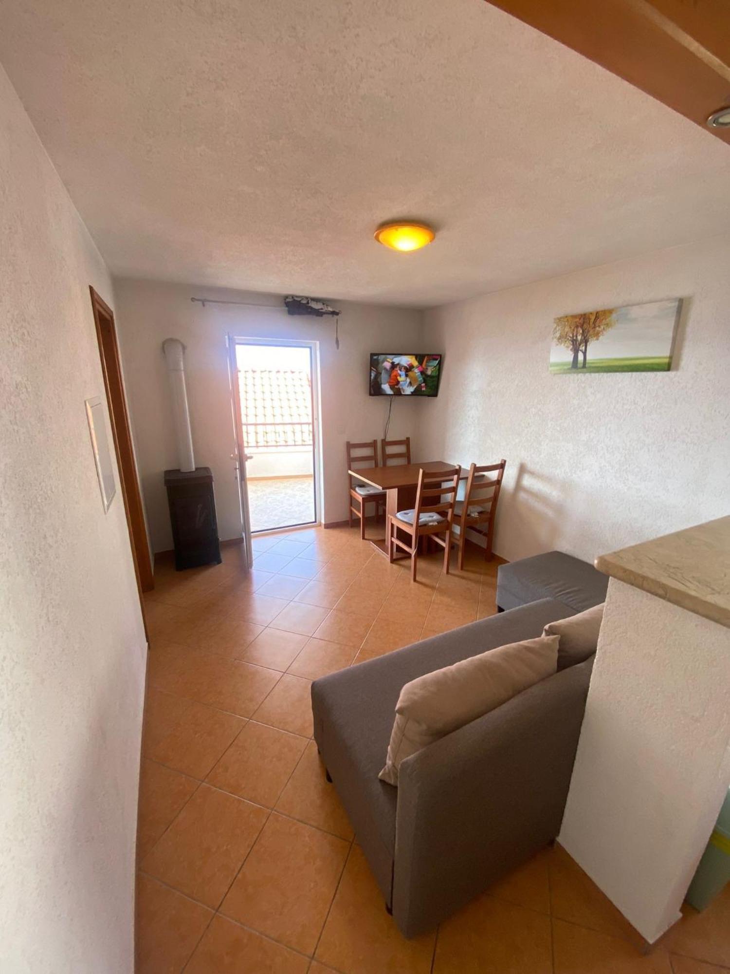 Seaside Secluded Apartments Cove Tvrdni Dolac, Hvar - 12655 Gdinj Room photo